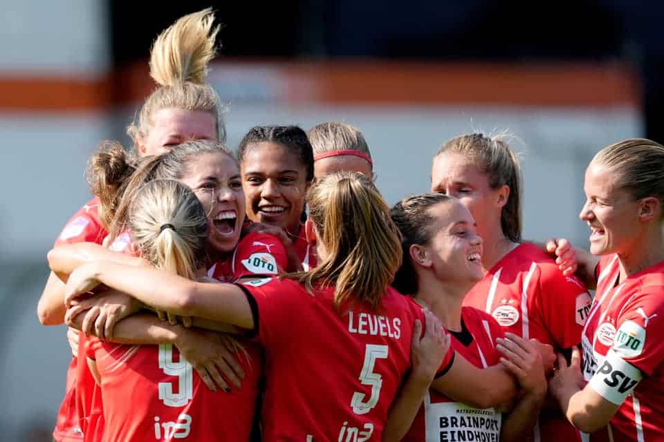 Foto:@psvvrouwen