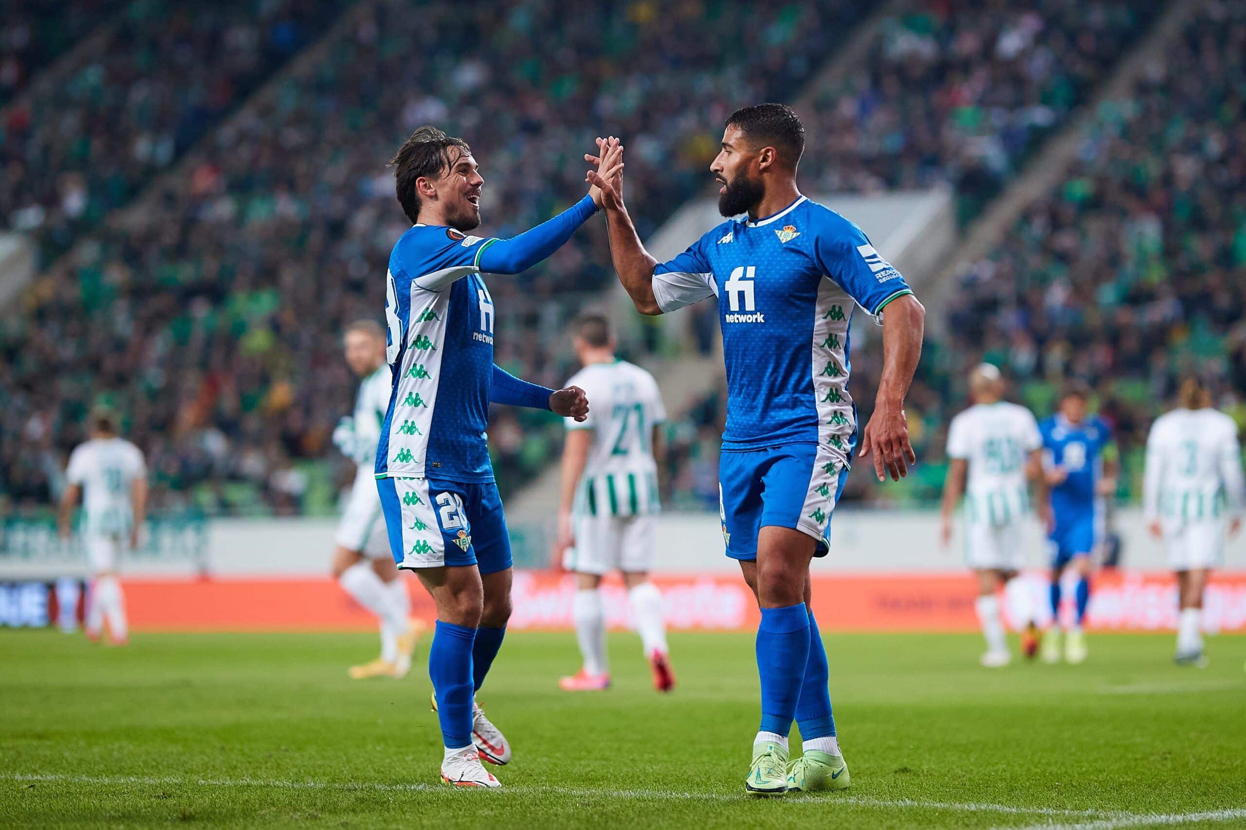 El Real Betis de nuevo lució la equipación azul en competición internacional. Fuente: @RealBetis
