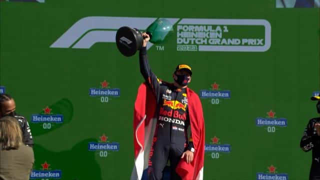 Ahora ya van siete carreras ganadas por quien retoma el liderato de la clasificación de pilotos. Imagen: formula1.com