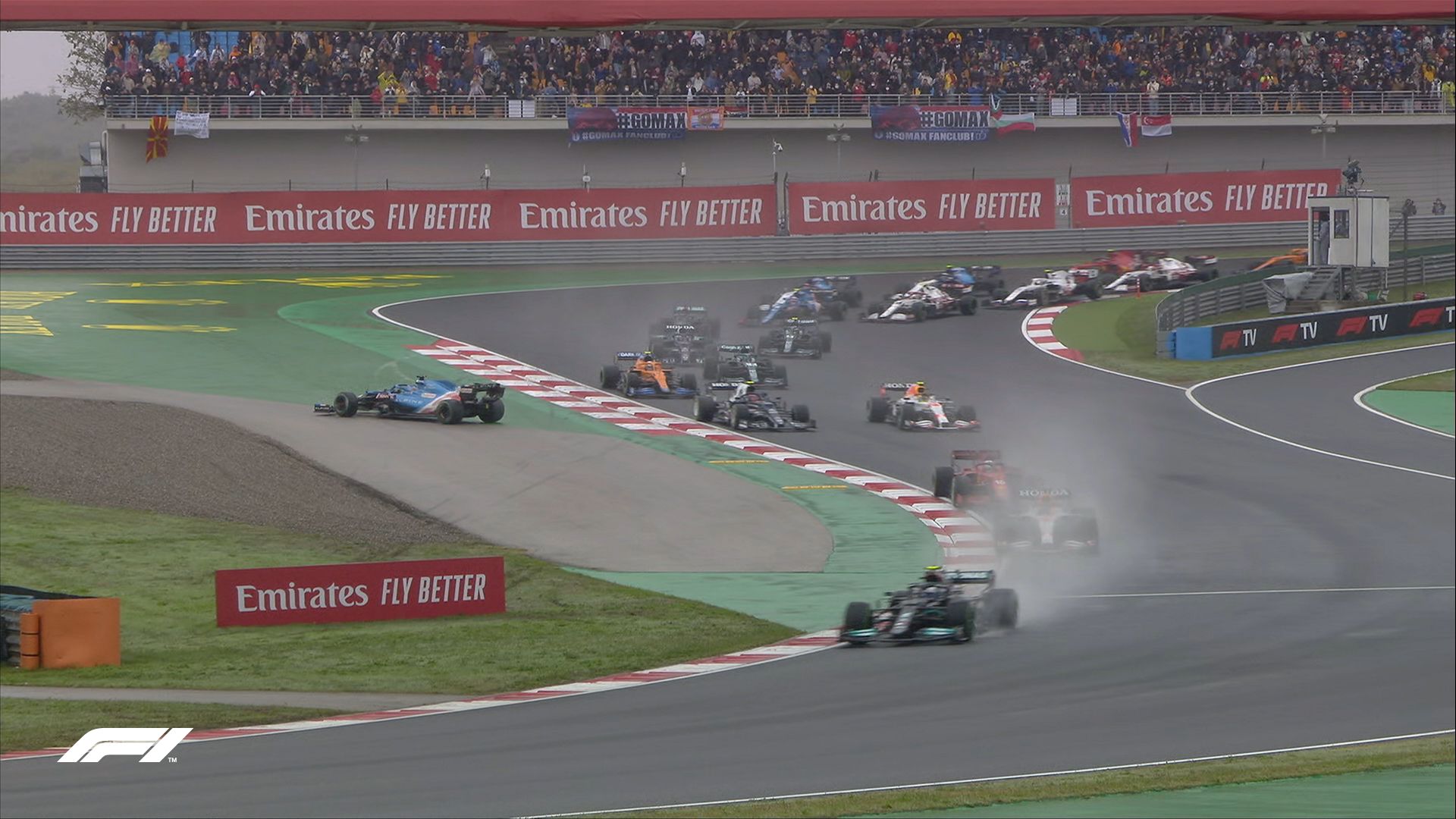 Bottas se lleva la victoria en un mojado GP de Turquía de Fórmula 1