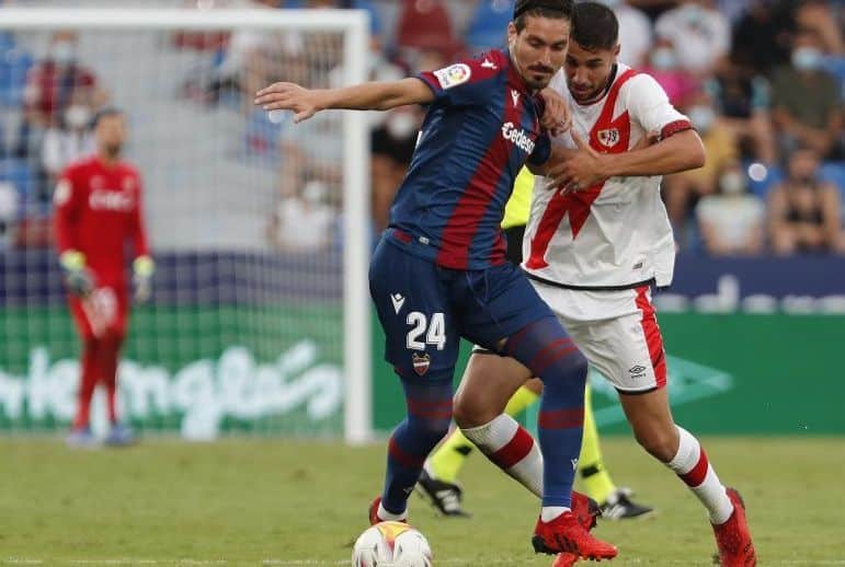 Campaña en el partido frente al Rayo Vallecano