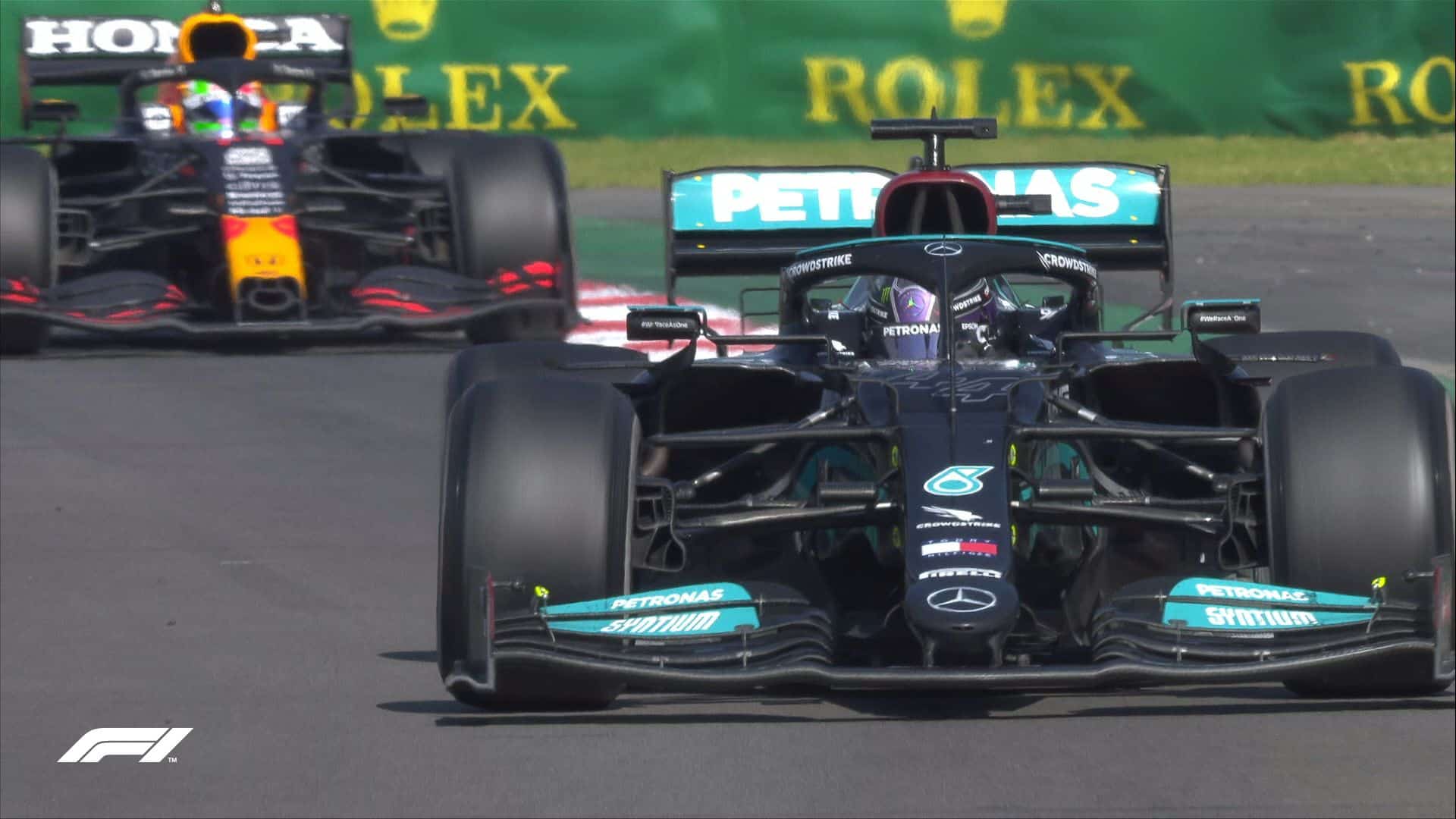 Max Verstappen y Red Bull dan el golpe de autoridad y vencen en México Max Verstappen y Red Bull dan el golpe de autoridad y vencen en México