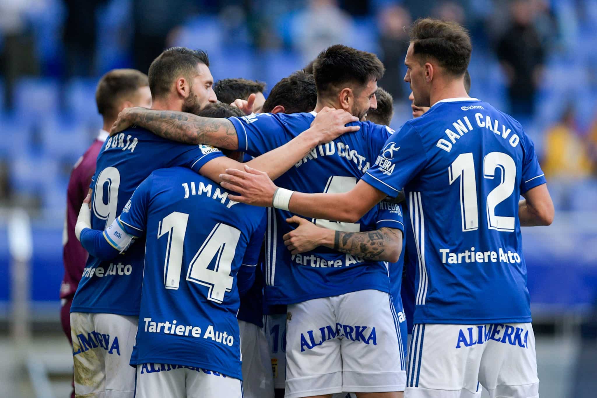 El Real Oviedo celebra un gol