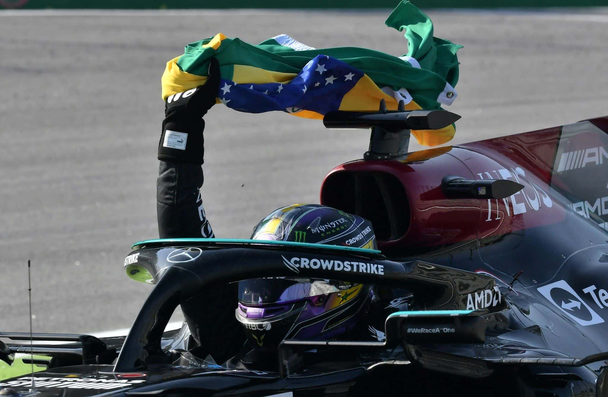 Prohibido dar por muerto a Lewis Hamilton