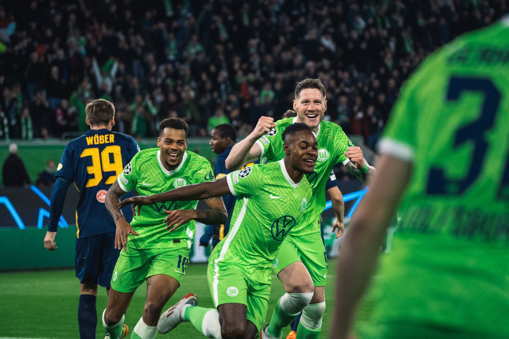Wolfsburgo 2-1 Salzburgo: los 'lobos' han ganado 7 partidos de 10 como locales en la Champions. Fuente: (@VflWolfsburg)
