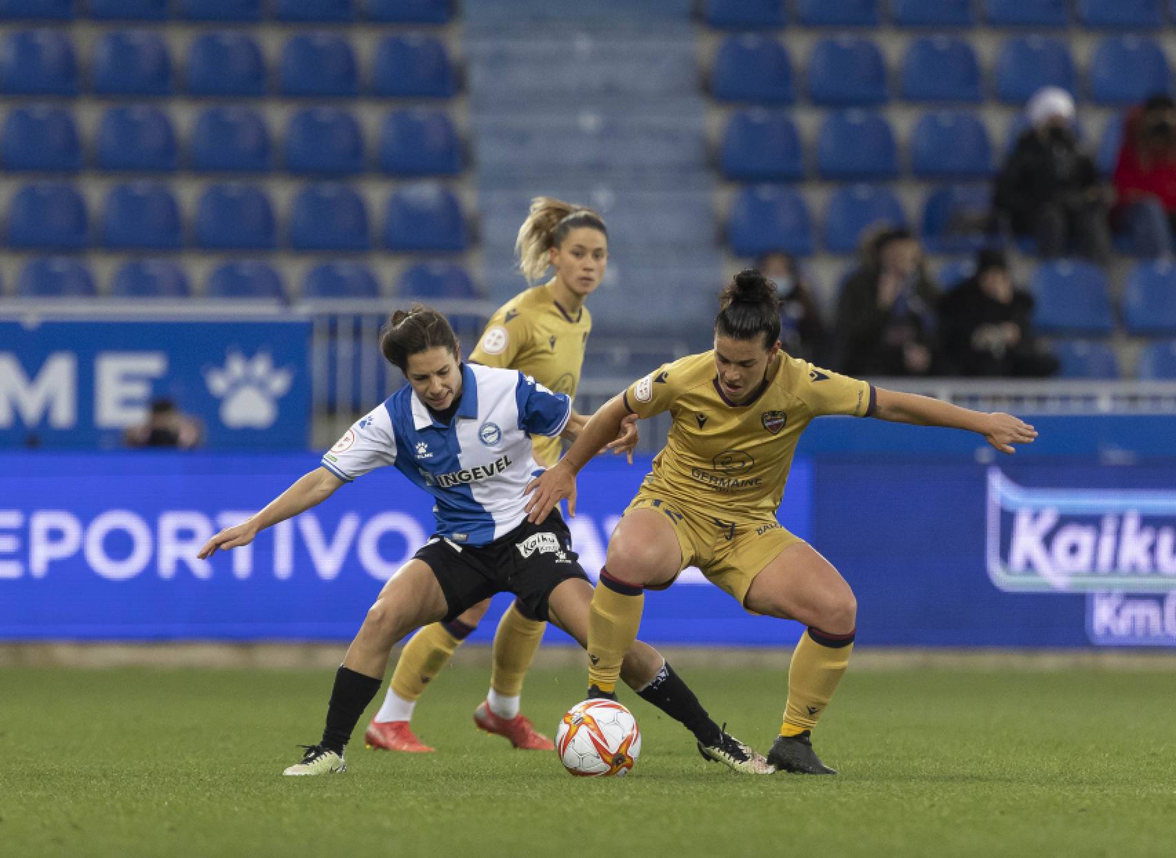 Imagen de un lance de partido. Fuente: Levanteud.com