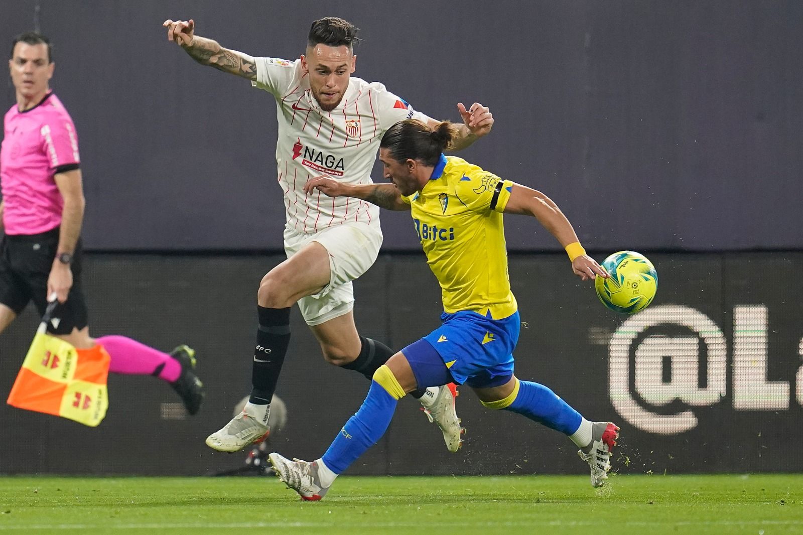 Imagen de un lance del juego. Fuente: @SevillaFC