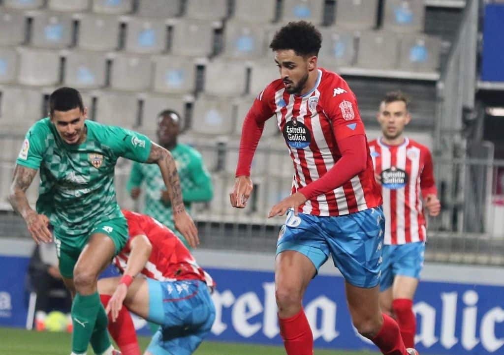 Chris Ramos en un partido del Lugo frente al Almería