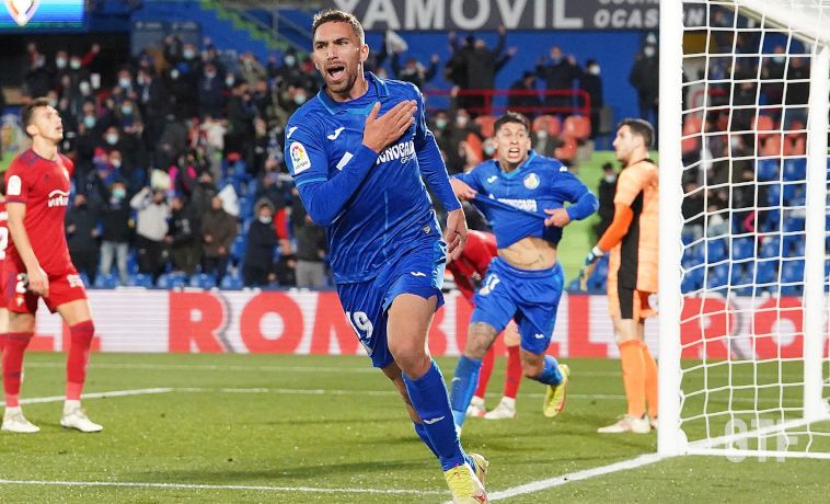 Darío Poveda celebrando un gol