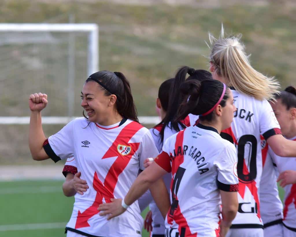 La celebración de las rayistas. Fuente: RayoFemenino