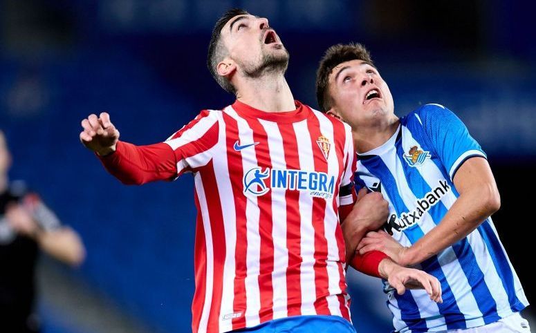 Borja López en un partido con el Sporting