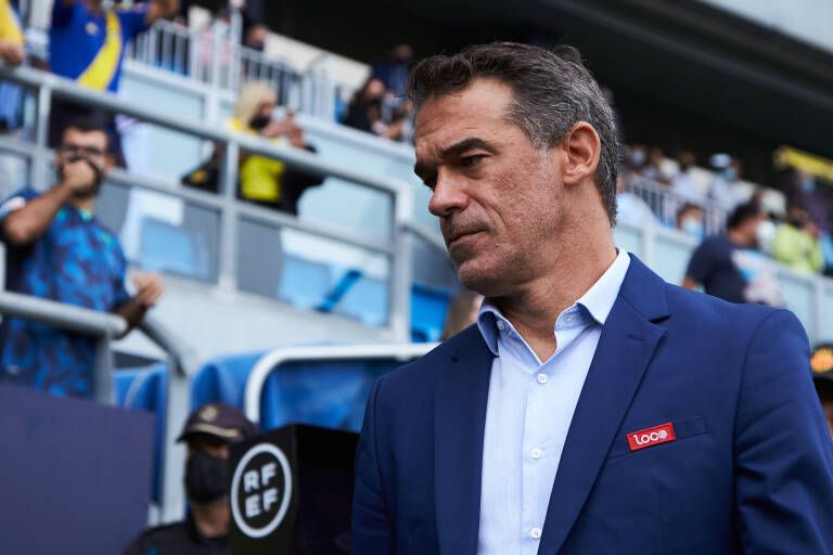 Quién es el entrenador del alavés