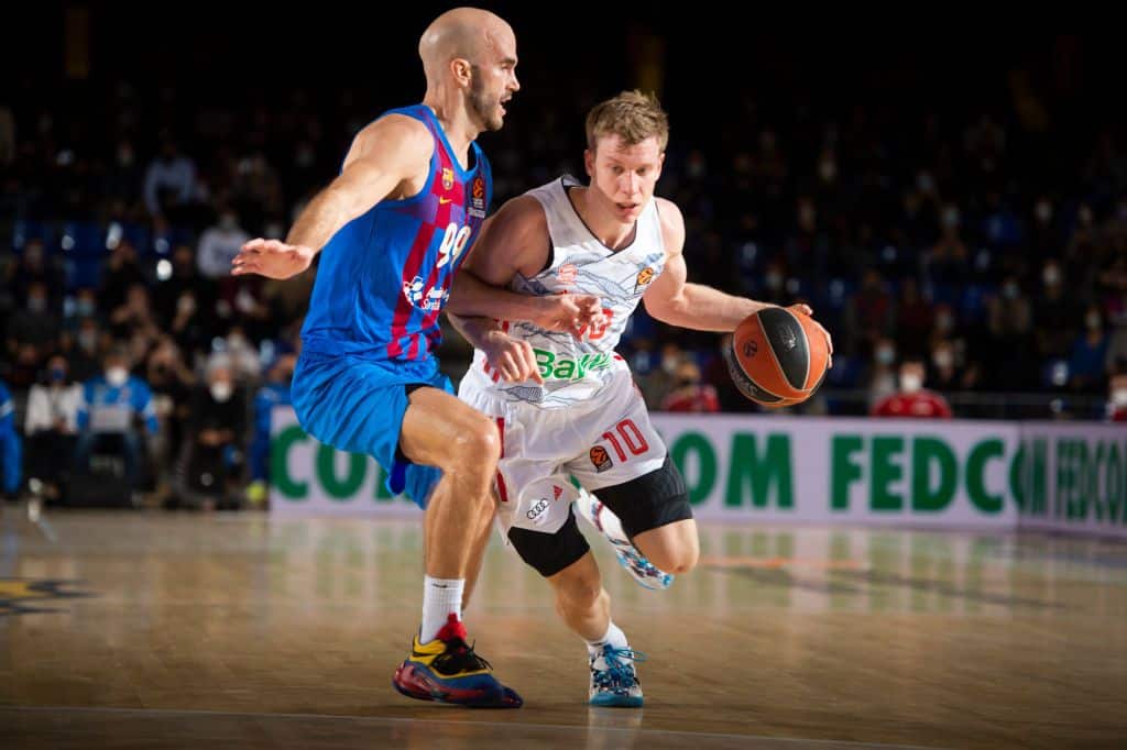 BARCELONA, SPAIN - FEBRUARY 01: Ognjen Jaramaz, #10 of FC Bayern Munich in action during the Turkish Airlines EuroLeague Regular Season Round 24 match between FC Barcelona and FC Bayern Munich at Palau Blaugrana on February 01, 2022 in Barcelona, Spain. (Photo by Rodolfo Molina/Euroleague Basketball via Getty Images)