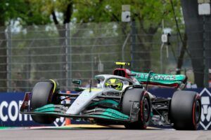 La falta de motivación pone en jaque a Lewis Hamilton