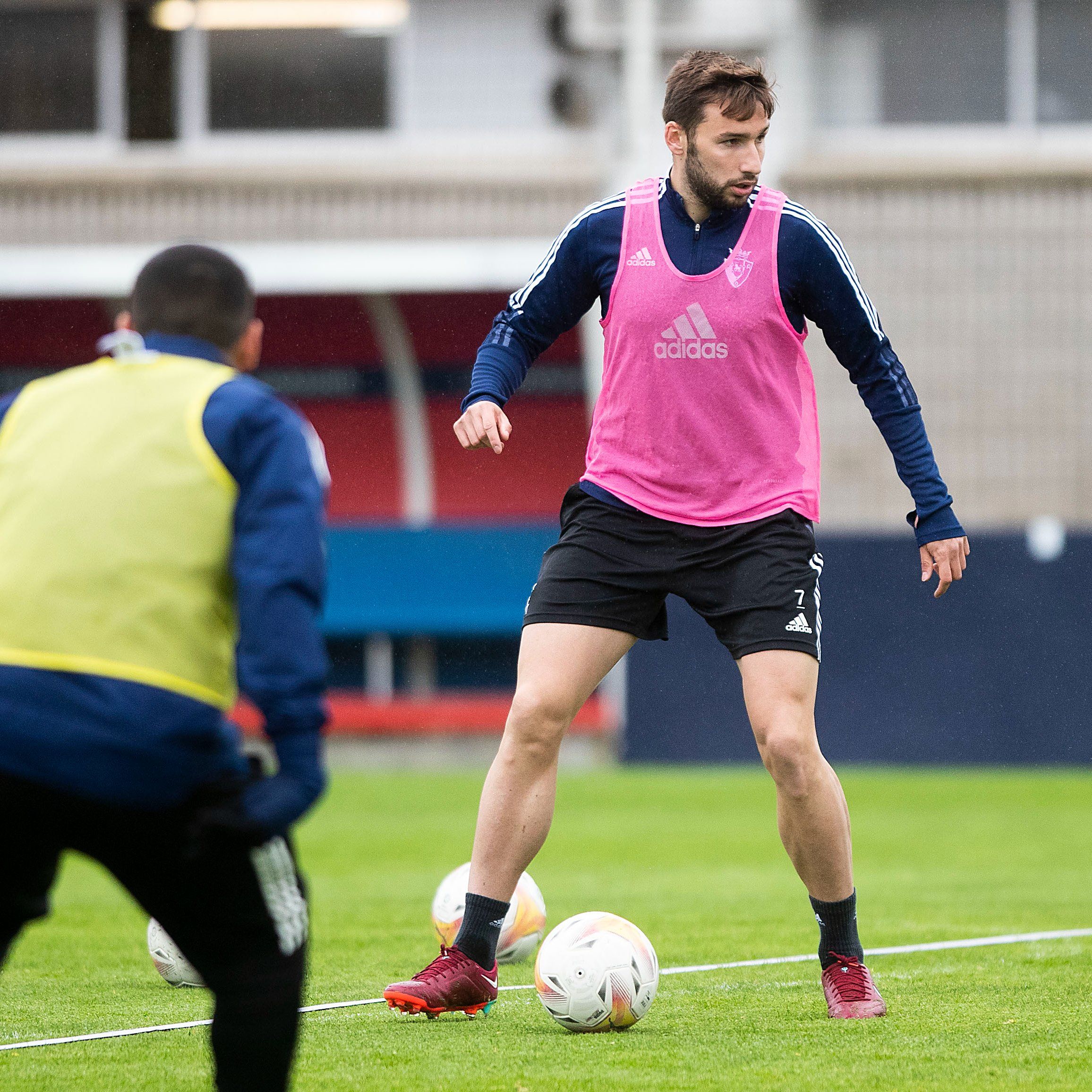 Jon Moncayola durante un entrenamiento (Foto: CA Osasuna)