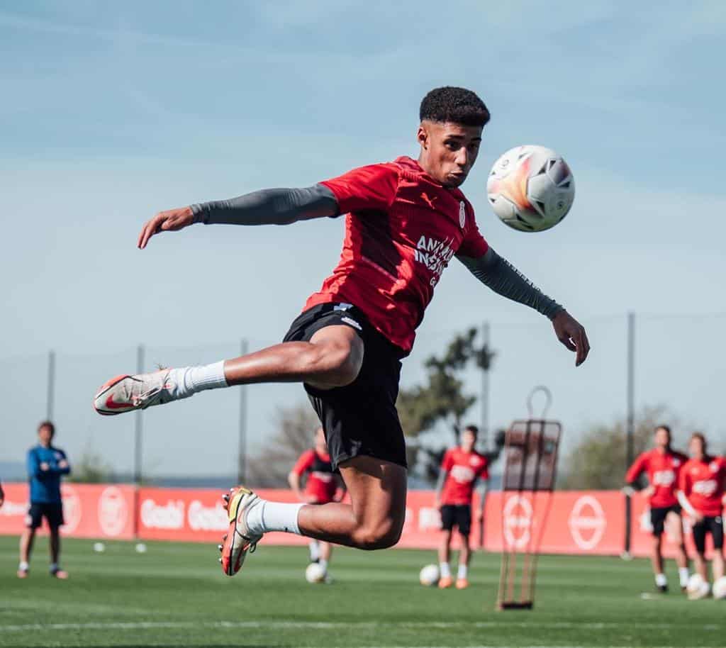 Óscar Ureña durante un entrenamiento (Foto: Girona)