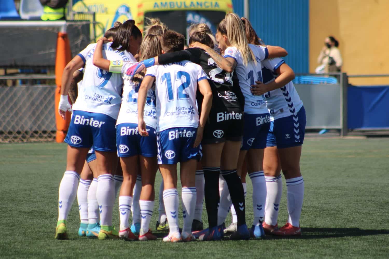 Foto perteneciente a la página wed oficial del UDG Tenerife