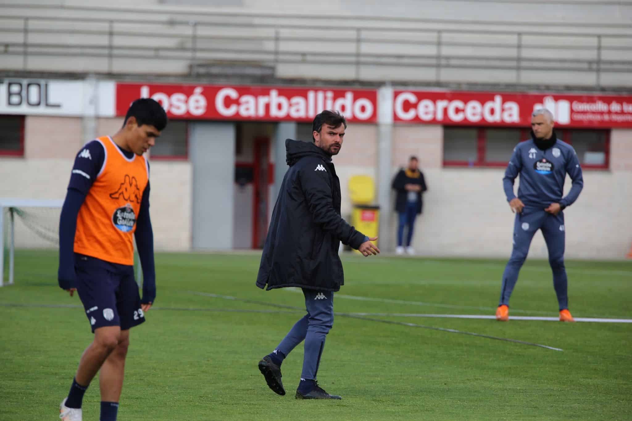 Rubén Albés durante un entrenamiento (Foto: CD Lugo)