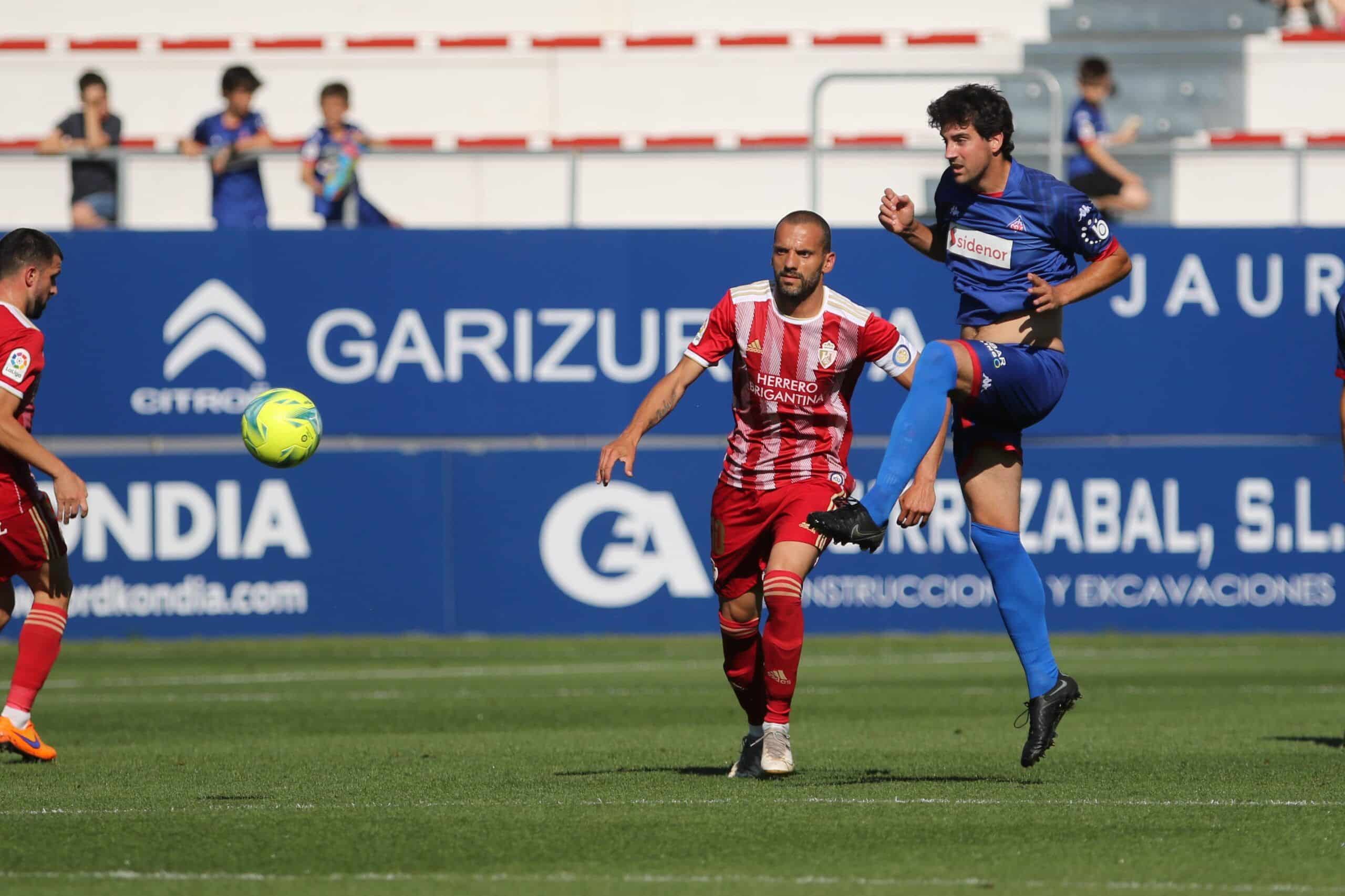 Imagen de un lance del partido. Fuente: @SDAmorebieta