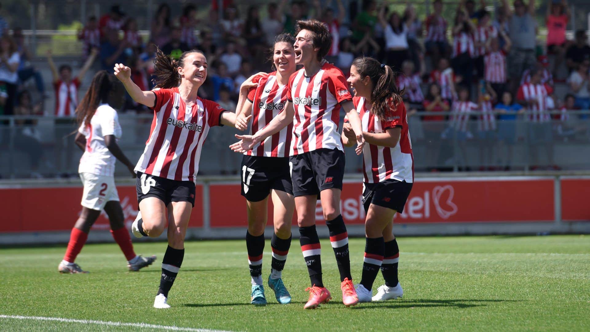 Erika Vázquez, leyenda rojiblanca, no faltó a su cita con el gol en su último partido. Fuente: Athletic Club.