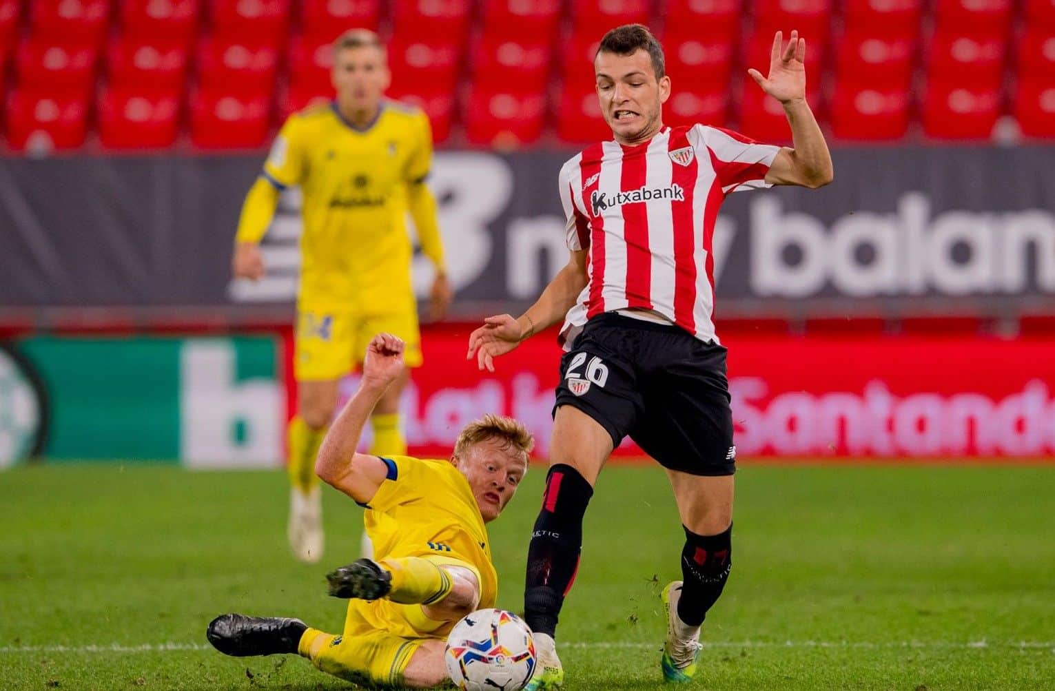 Iñigo Vicente el dia de su debut con el primer equipo frente al Cádiz. Imagen Athletic Club