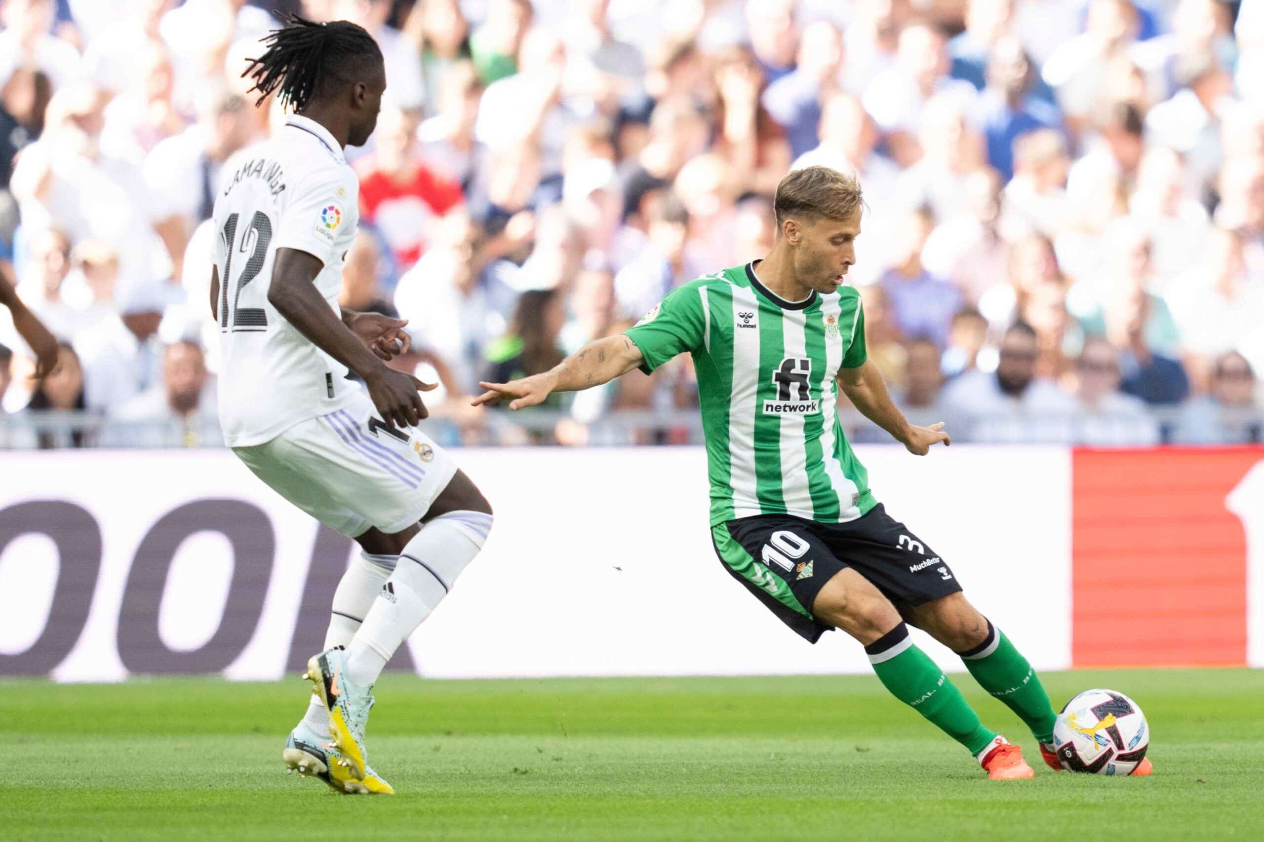 Camavinga y Canales en una acción del encuentro. / @RealBetis