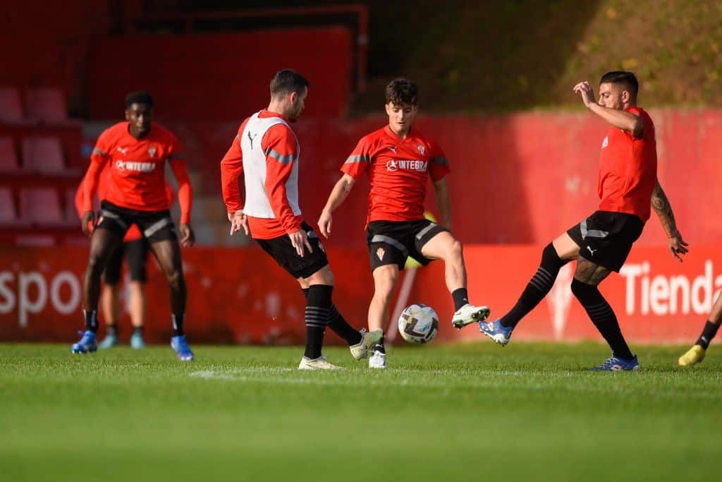 Entrenamiento del Sporting en Mareo