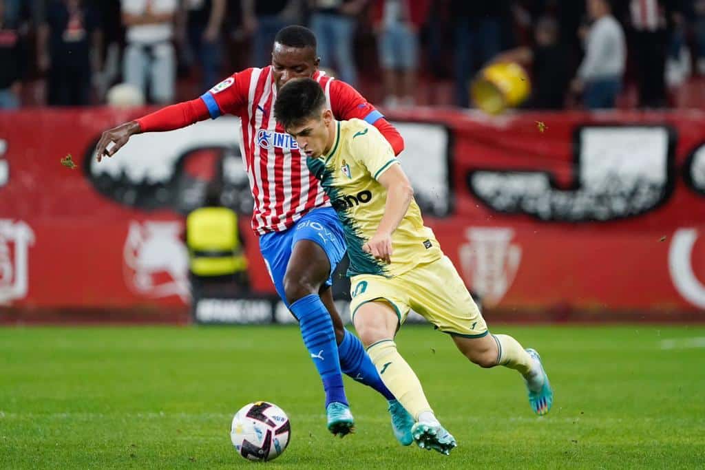 El Sporting revive en El Molinón
