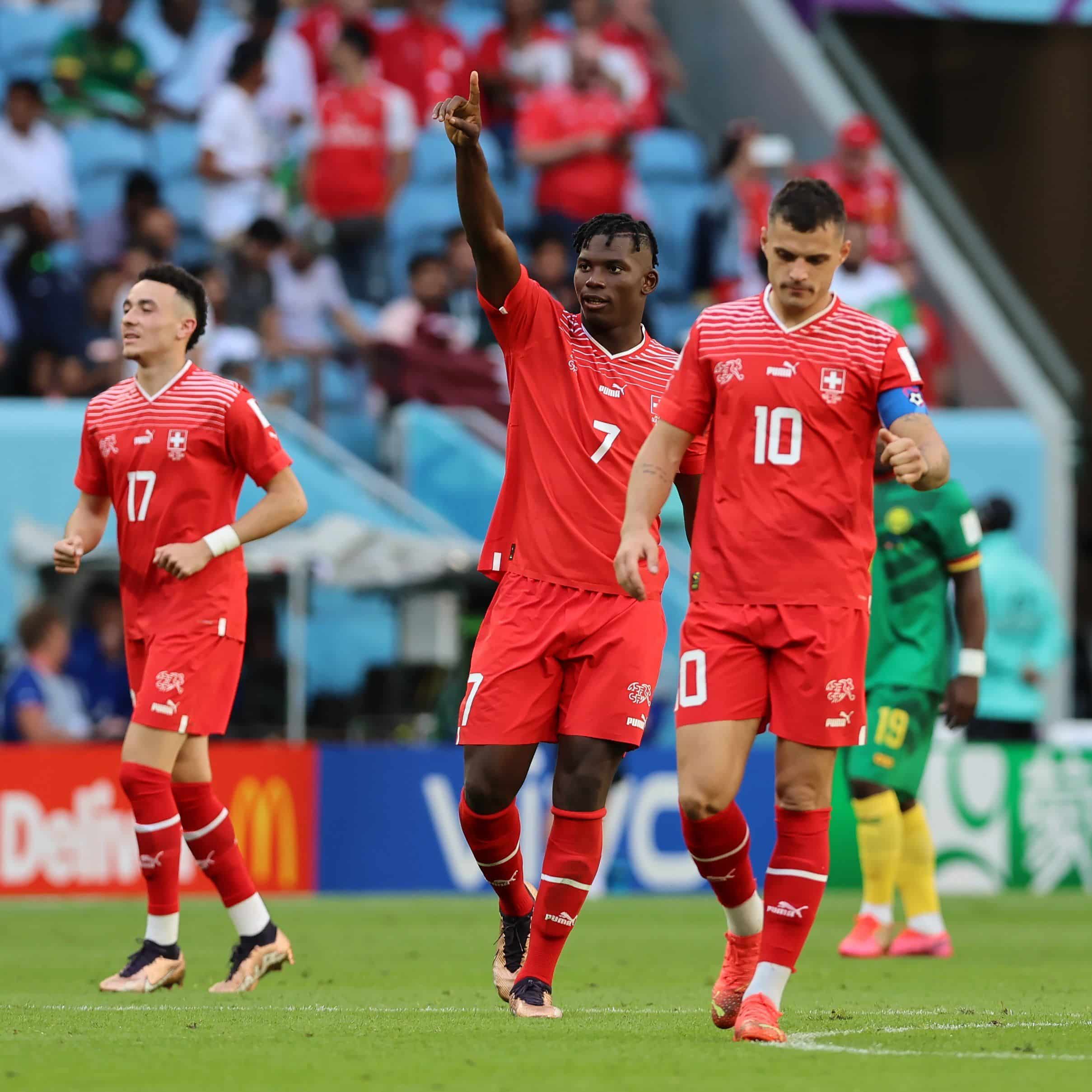 Embolo tras su gol ante Camerún