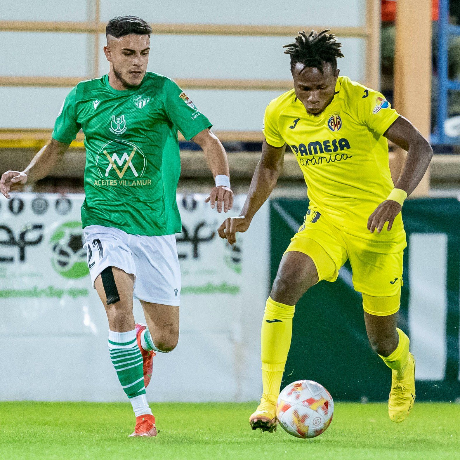 Samu Chukwueze - @VillarrealCF