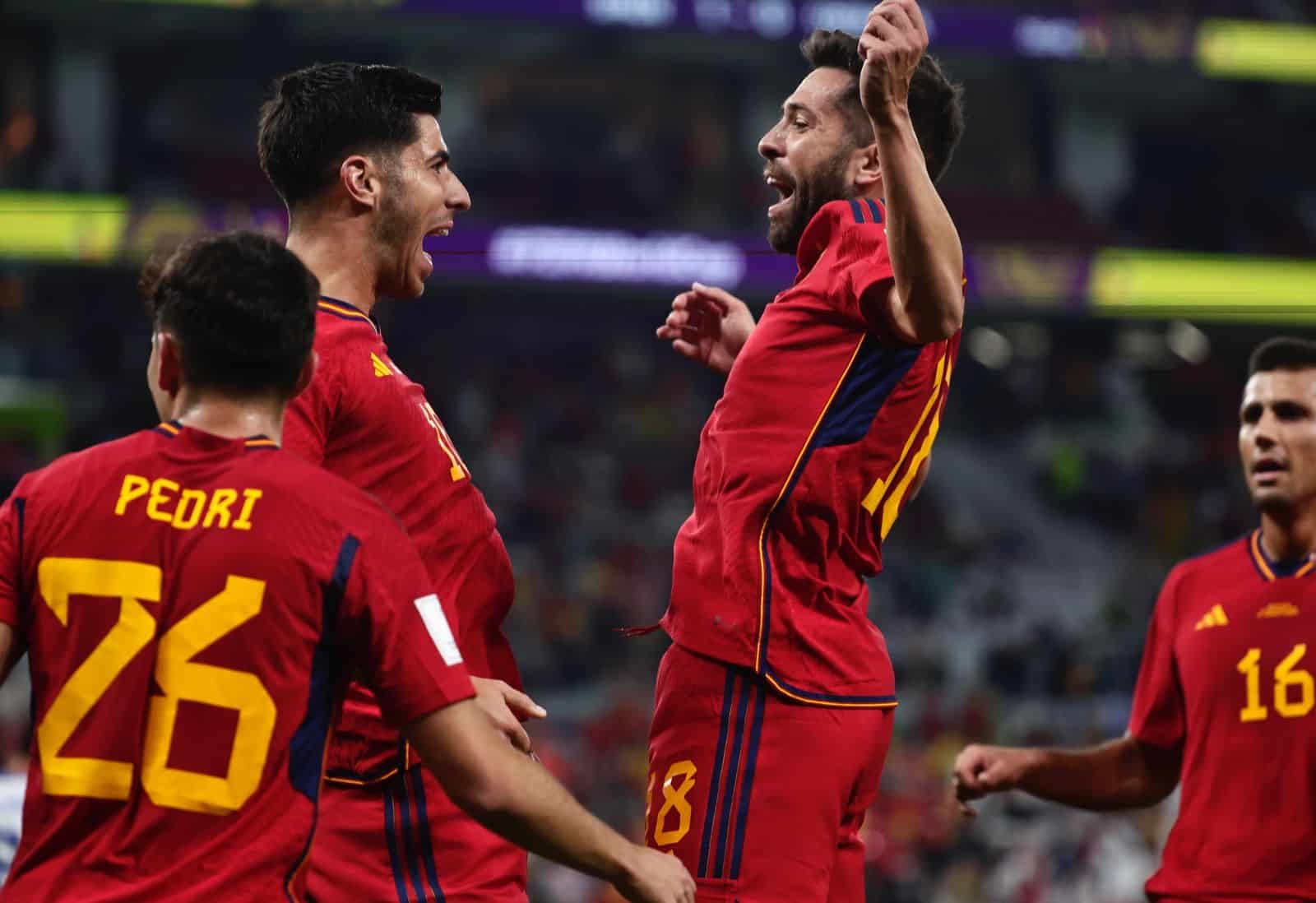 Vía Twitter, @SEFutbol: https://twitter.com/SEFutbol/status/1595453909555990530/photo/2