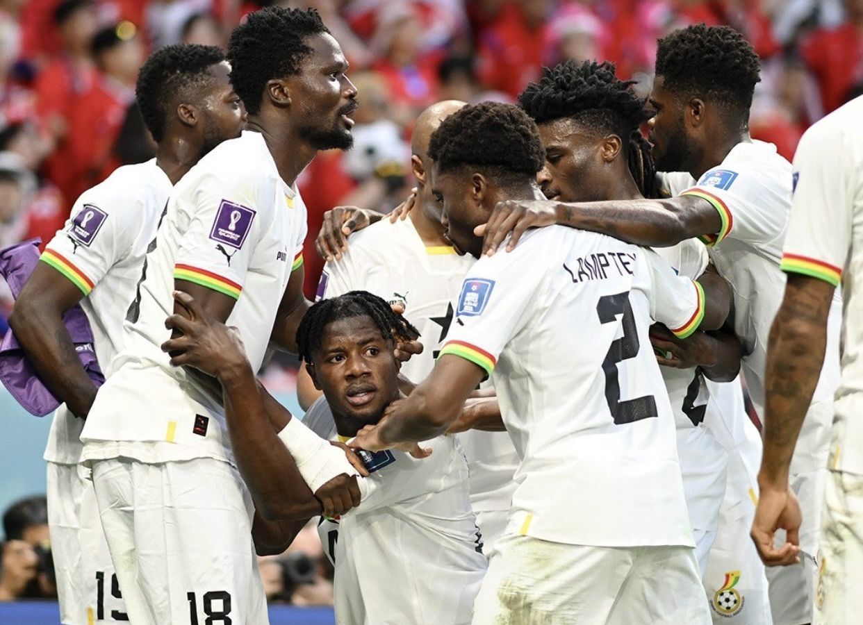 Ghana celebra uno de los goles frente a Corea