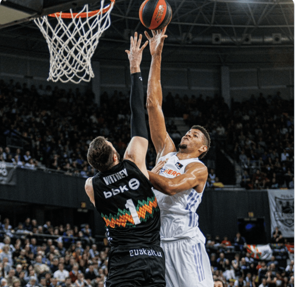 Twitter: @RMBaloncesto