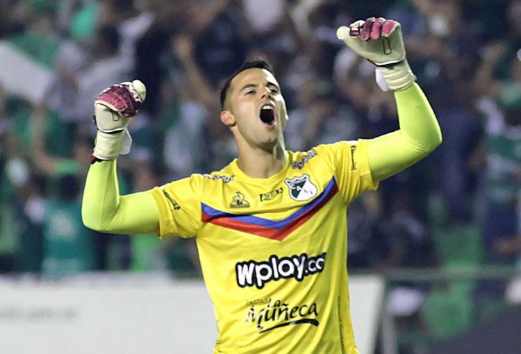 Guillermo de Amores con Deportivo Cali en marzo de 2022