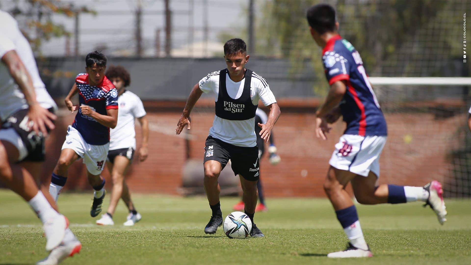Imagen vía @ColoColo