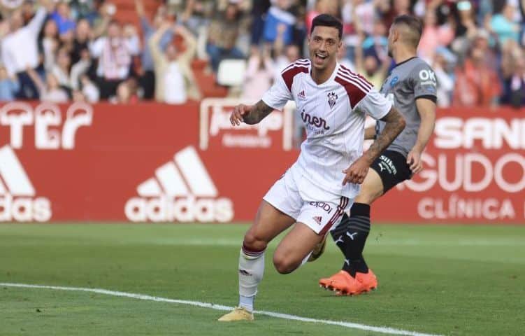 Maikel Mesa tras marcar un tanto