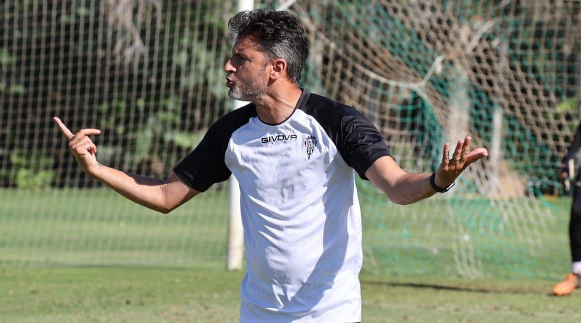 Iván Ania se enfrenta a un nuevo proyecto en su trayectoria en los banquillos. Imagen: Córdoba CF