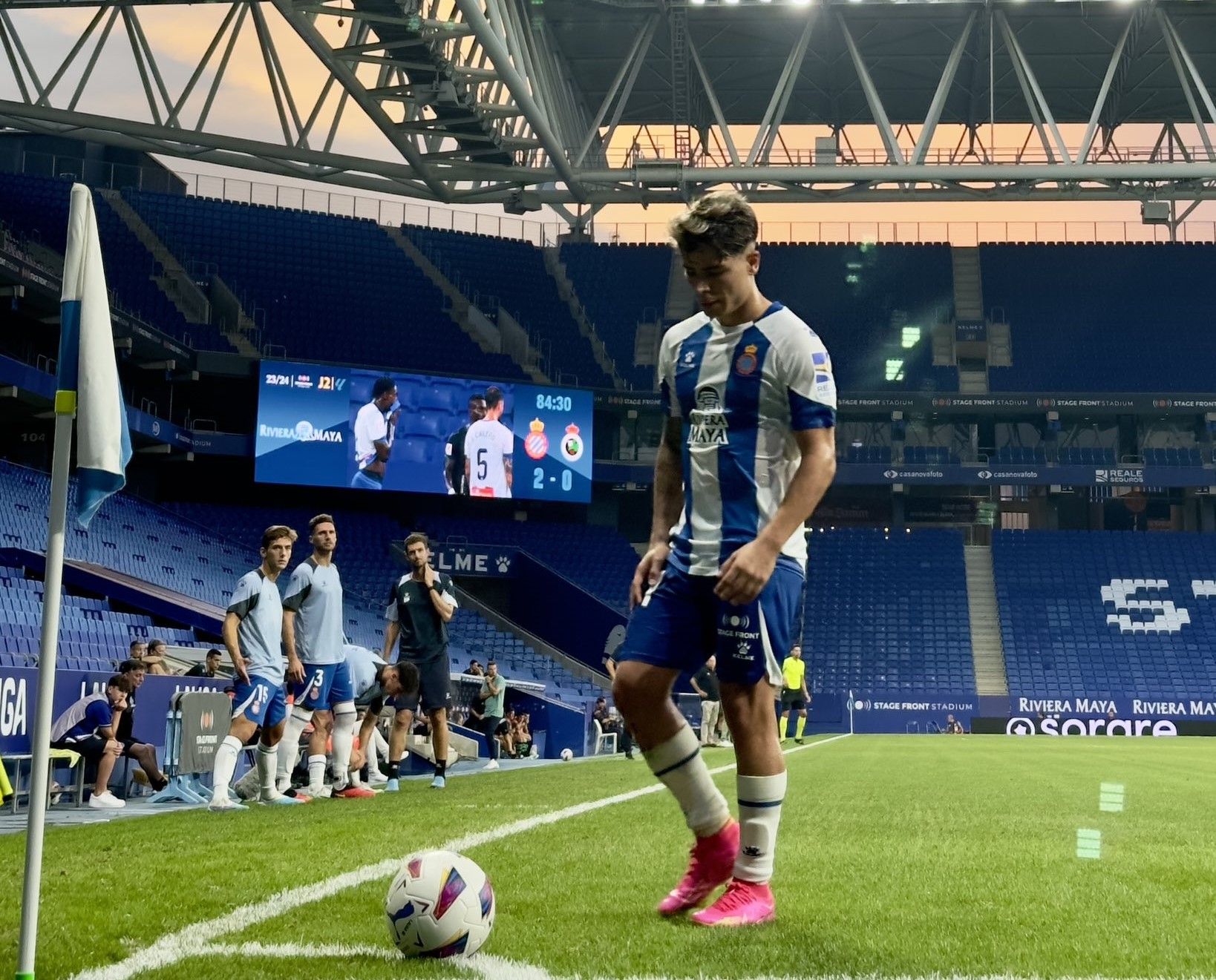 Nico Melamed en el partido en el Stage Front Stadium ante el Racing