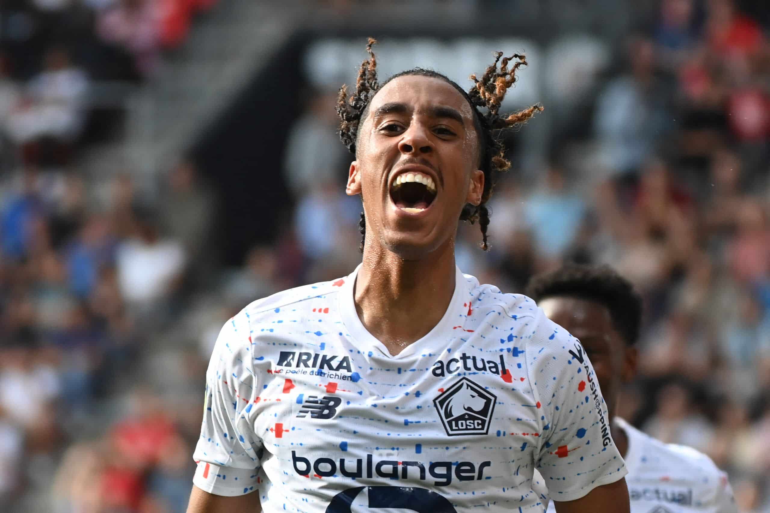 Lille's French defender #15 Leny Yoro celebrates after opening the scoring during the French L1 football match between Stade Rennais FC and Lille LOSC at The Roazhon Park Stadium in Rennes, western France on September 16, 2023. (Photo by Sebastien SALOM-GOMIS / AFP) (Photo by SEBASTIEN SALOM-GOMIS/AFP via Getty Images)