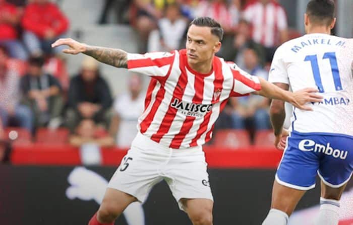 Roque Mesa ante Maikel Mesa en un Sporting-Zaragoza