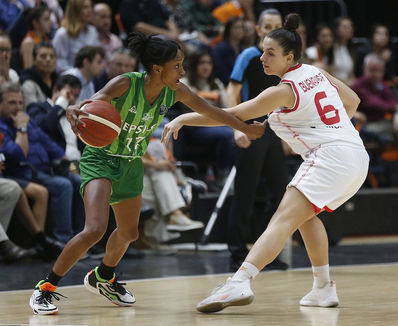 Elena Buenavida contra Sepsi. Fuente: M.A. Polo (VBC).