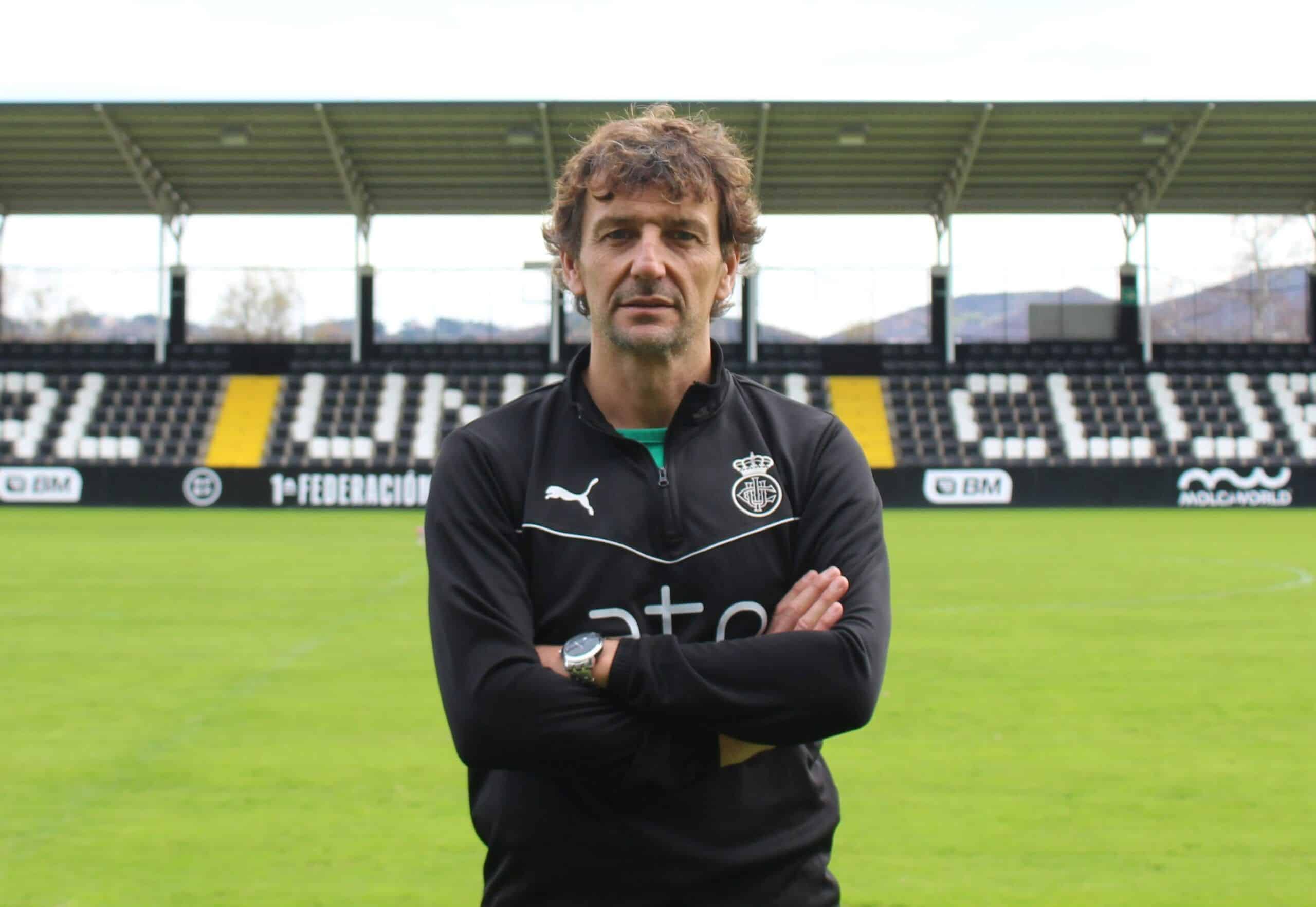 Idiakez llega a Irún procedente del Aston Villa, en el marco del convenio de colaboración entre ambas entidades. Imagen: @REALUNIONIRUN