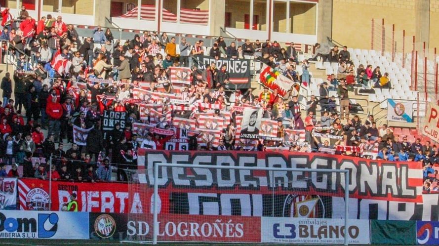 Las Gaunas disfruta viendo a su equipo en 1ª RFEF