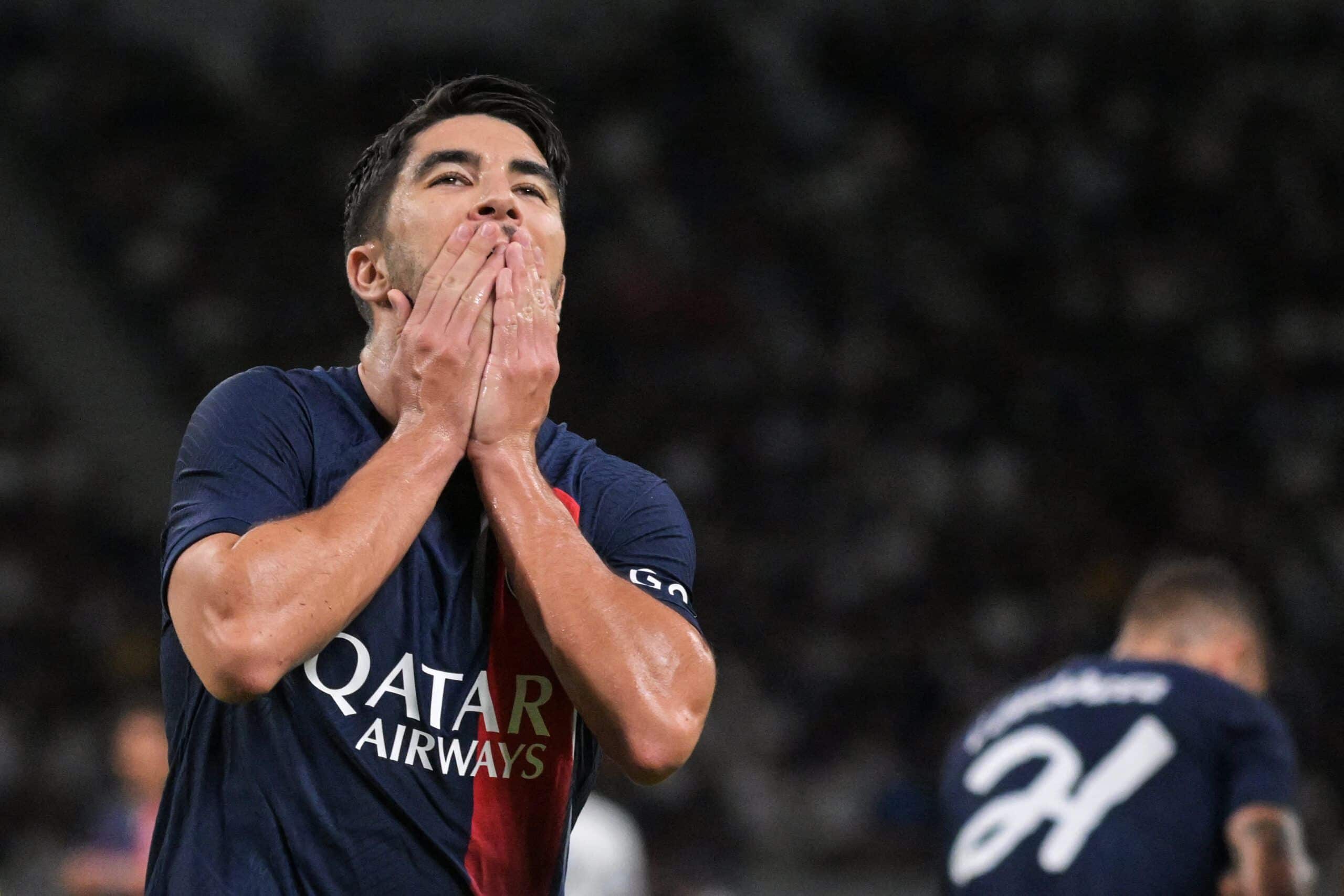 Paris Saint-Germain's Spanish midfielder Carlos Soler reacts after missing a shot during the football friendly match between Italy's Inter Milan and France's Paris Saint-Germain (PSG) at the National Stadium in Tokyo on August 1, 2023. (Photo by Richard A. Brooks / AFP) (Photo by RICHARD A. BROOKS/AFP via Getty Images)