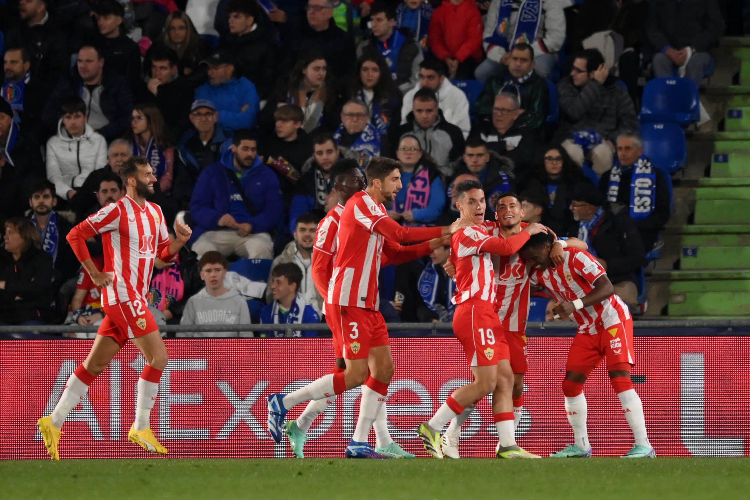 GETAFE, SPAIN - NOVEMBER 25: Largie Ramazani of UD Almeria celebrates with teammates after scoring the team's first goal during the LaLiga EA Sports match between Getafe CF and UD Almeria at Coliseum Alfonso Perez on November 25, 2023 in Getafe, Spain. (Photo by Denis Doyle/Getty Images)