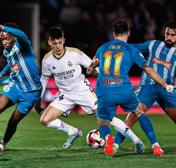 Arda Güler en de debut con el Real Madrid. Foto: @ardaguler.