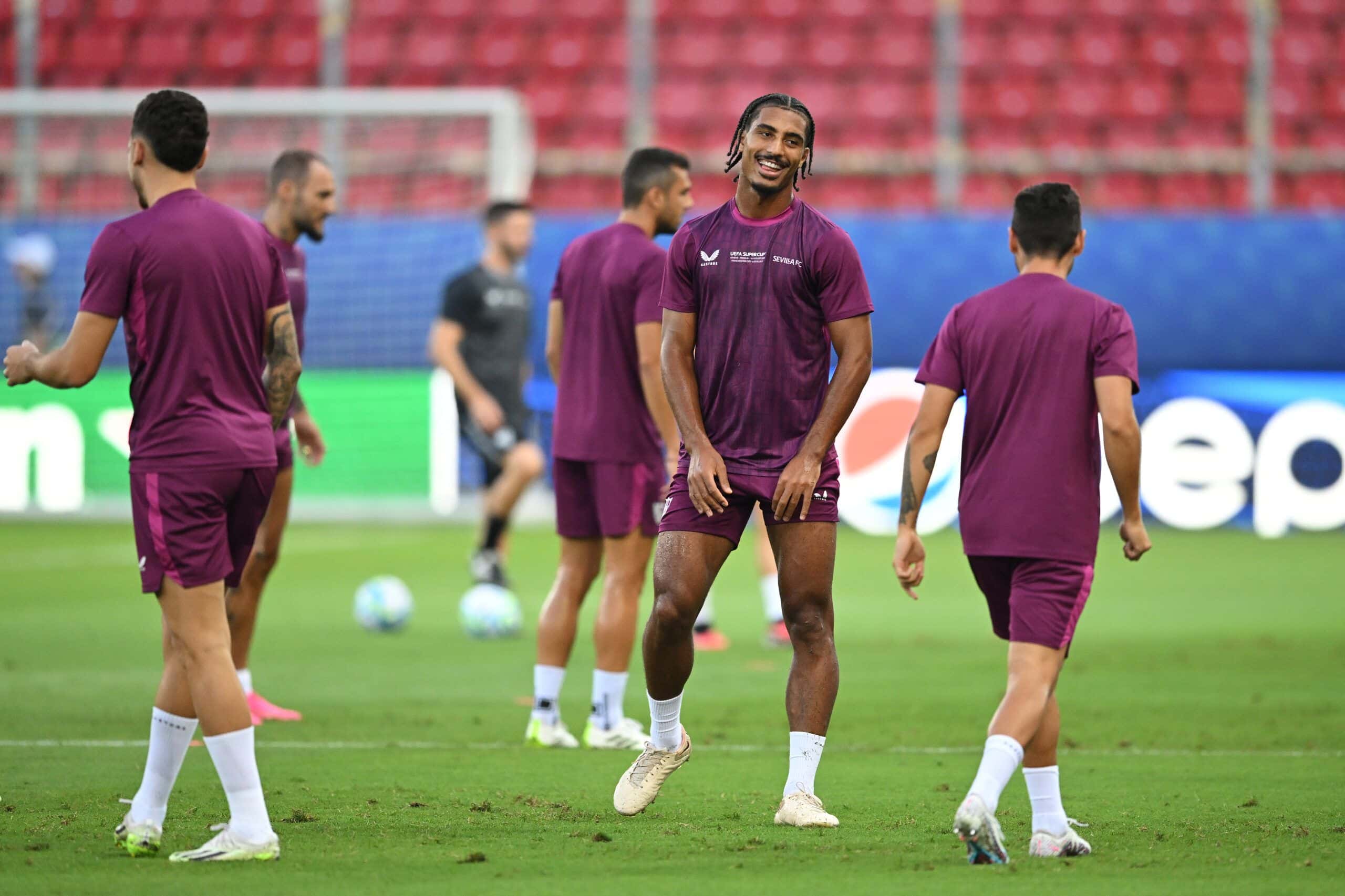 PIRAEUS, GREECE - AUGUST 15: Loic Bade of Sevilla reacts during a Sevilla FC Training Session ahead of the UEFA Super Cup 2023 match between Manchester City FC and Sevilla FC at Karaiskakis Stadium on August 15, 2023 in Piraeus, Greece. (Photo by Claudio Villa/Getty Images)
