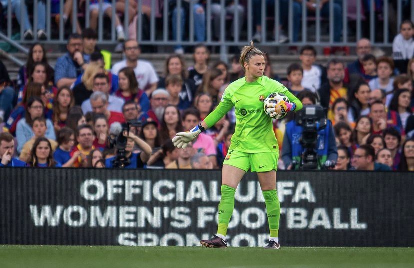 Sandra Paños durante un partido en el Spotify Camp Nou | @sanpanos