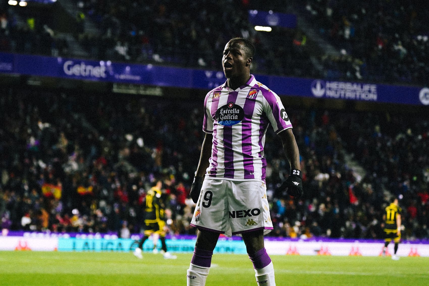 Amath celebra en Zorrilla uno de sus dos goles ante el Real Oviedo. Foto: Real Valladolid