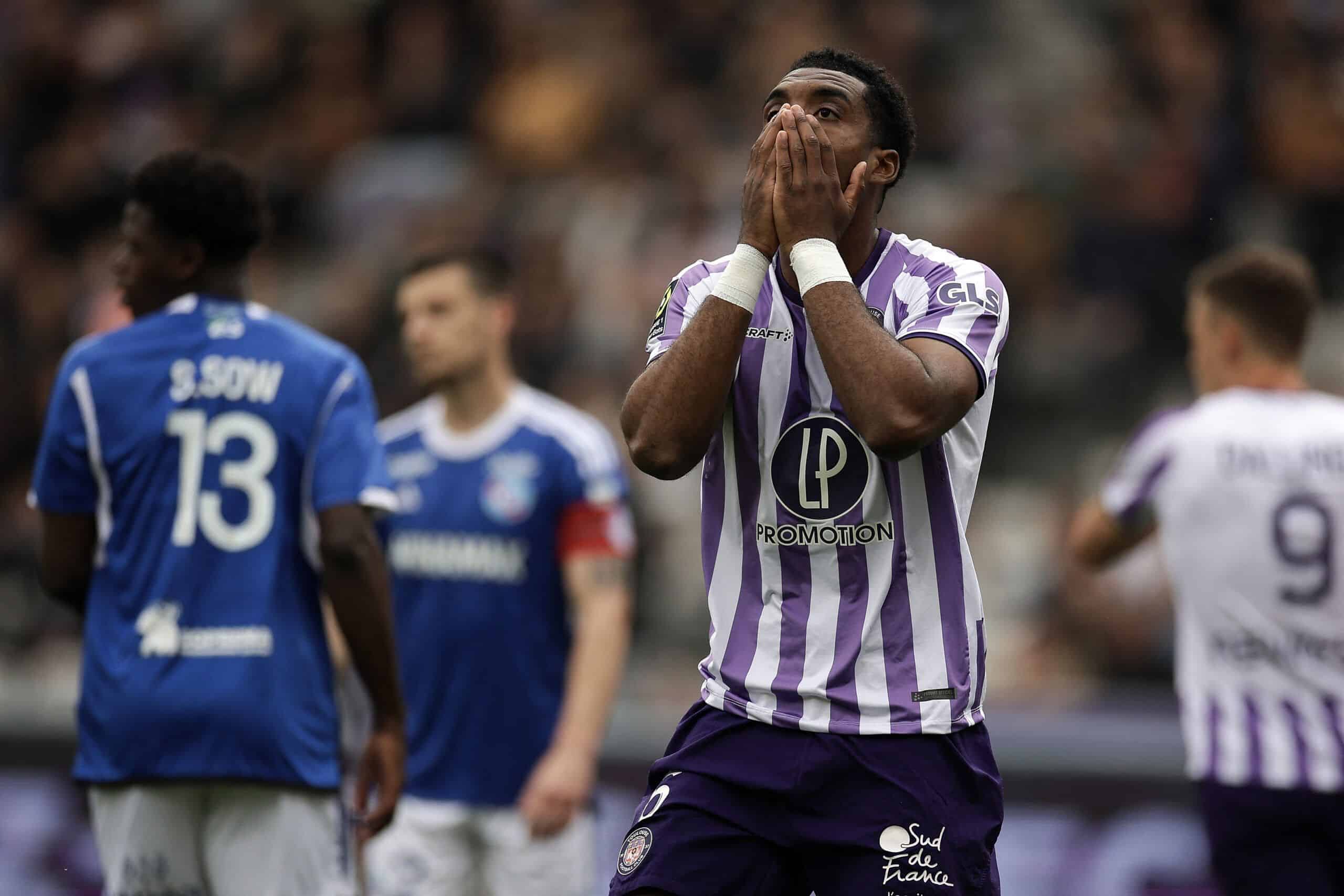 Toulouse's French Cape Verdean defender #06 Logan Costa reacts during the French L1 football match between Toulouse Football Club and RC Strasbourg at the Stadium TFC in Toulouse, south-western France, on April 7, 2024. (Photo by Valentine CHAPUIS / AFP) (Photo by VALENTINE CHAPUIS/AFP via Getty Images)